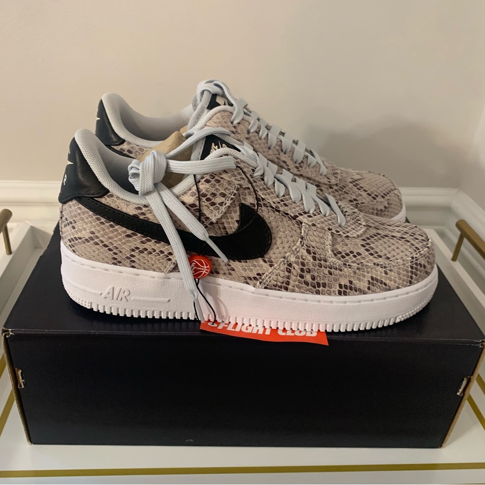 NIKE Air Force 1’s